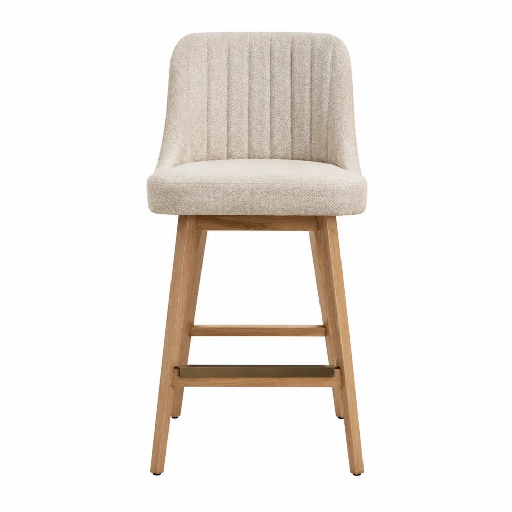 Tabouret de bar avec dossier en polyester bouclé écru pieds hévéa massif chêne naturel repose-pieds laiton brossé 50 x 54 x 103 cm